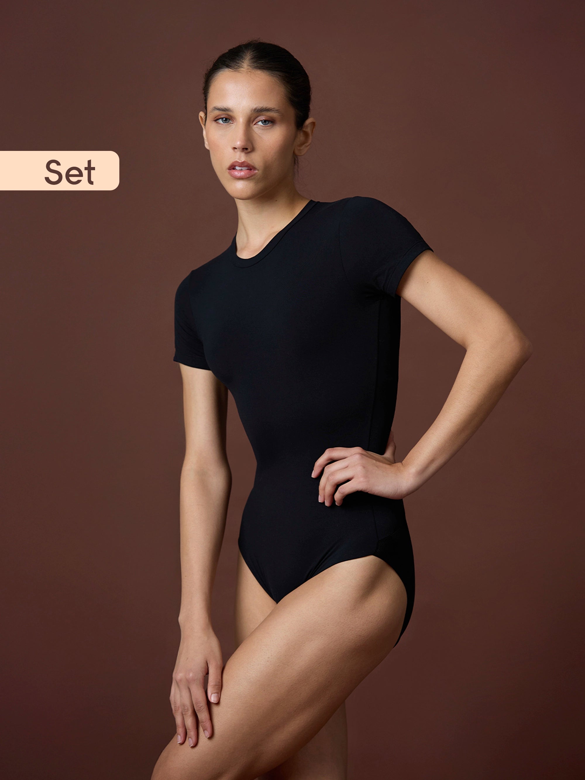 Set Body Manga Corta + Cubre Pezones